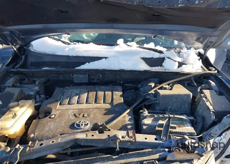 2010 Toyota Rav4 Limited V6 z USA, uszkodzony, nr VIN JTMDK4DV4A5087656